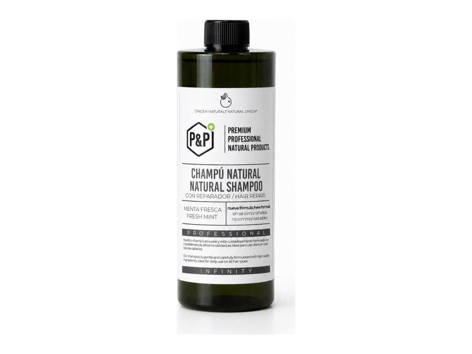P&P 450-ml-Flasche Naturshampoo mit Repair-Wirkung, frische Minze INFINITY, vor weißem Hintergrund